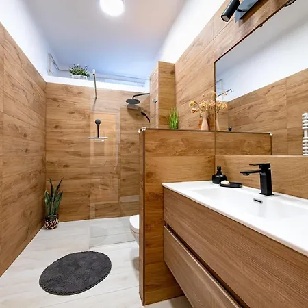 The Hungarian Park Apartment *