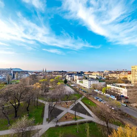The Hungarian Park Apartment *